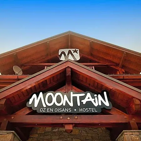 Hotel Moontain Oz