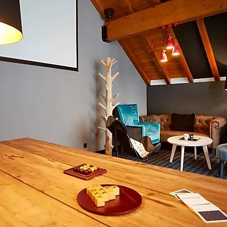Moontain Hotel