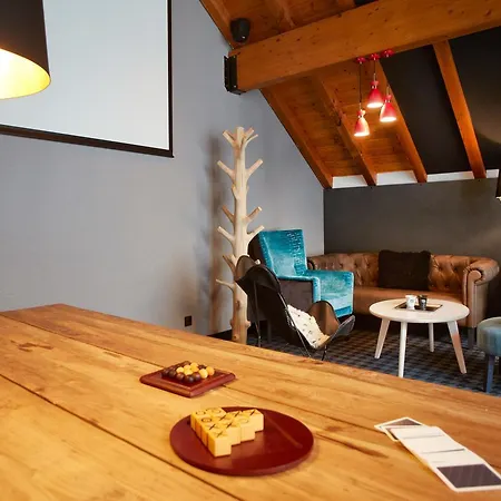 Moontain Hotel Oz